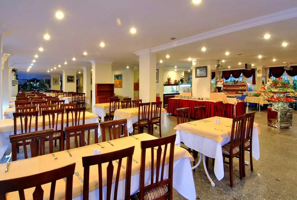 Hotel Hedef Golden_shabavizparvaz_06.jpg